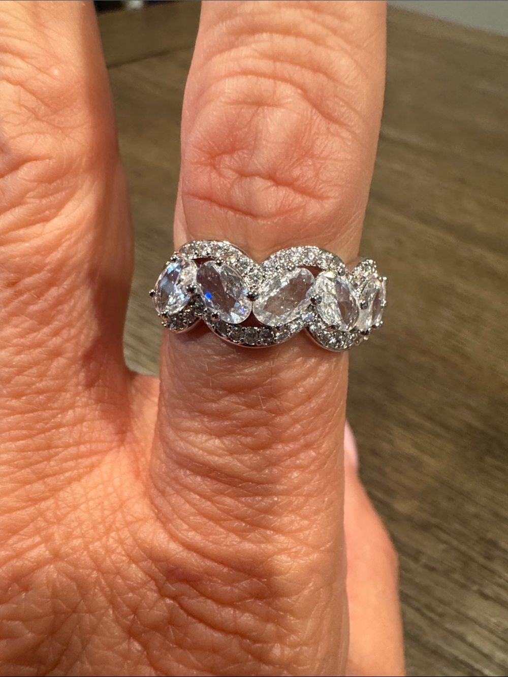 Bomb Party 🎉 Classic Silver-Tone Crystal Marquise Band Ring - White